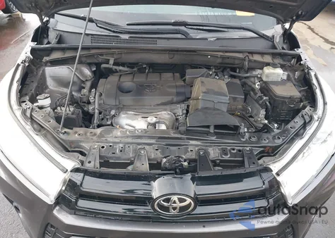 2018 Toyota Highlander Le from USA, damaged, VIN 5TDZARFH1JS035828